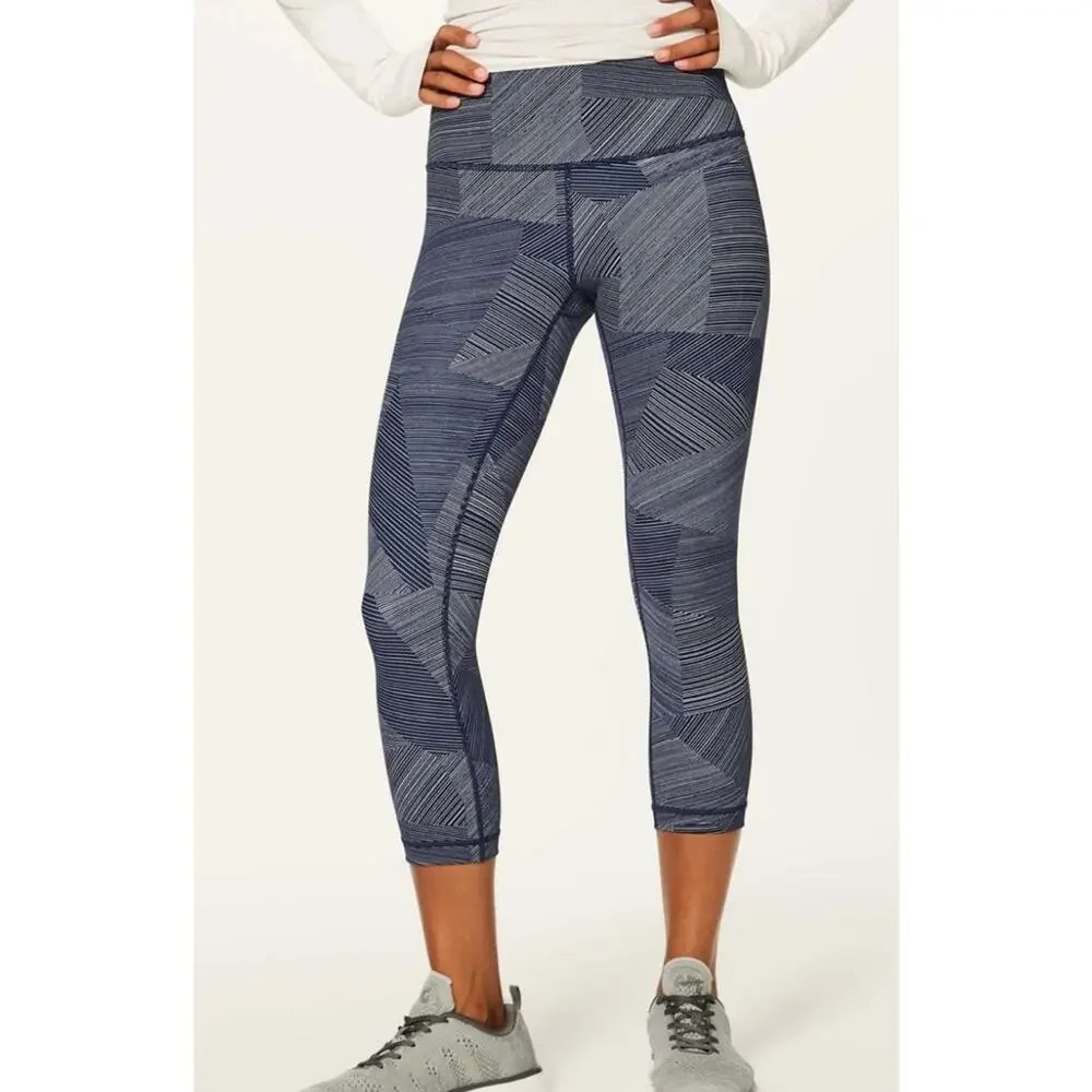 Lululemon Wunder Under Crop High-Rise Luxtreme Etch Hall Navy Size 4